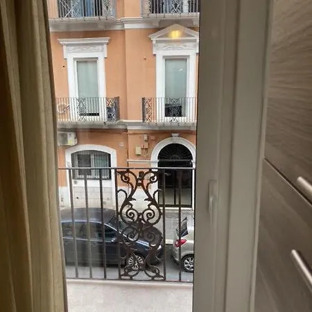 Aurora * Bari