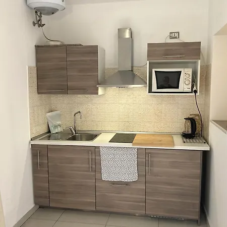 Aurora Apartment Bari